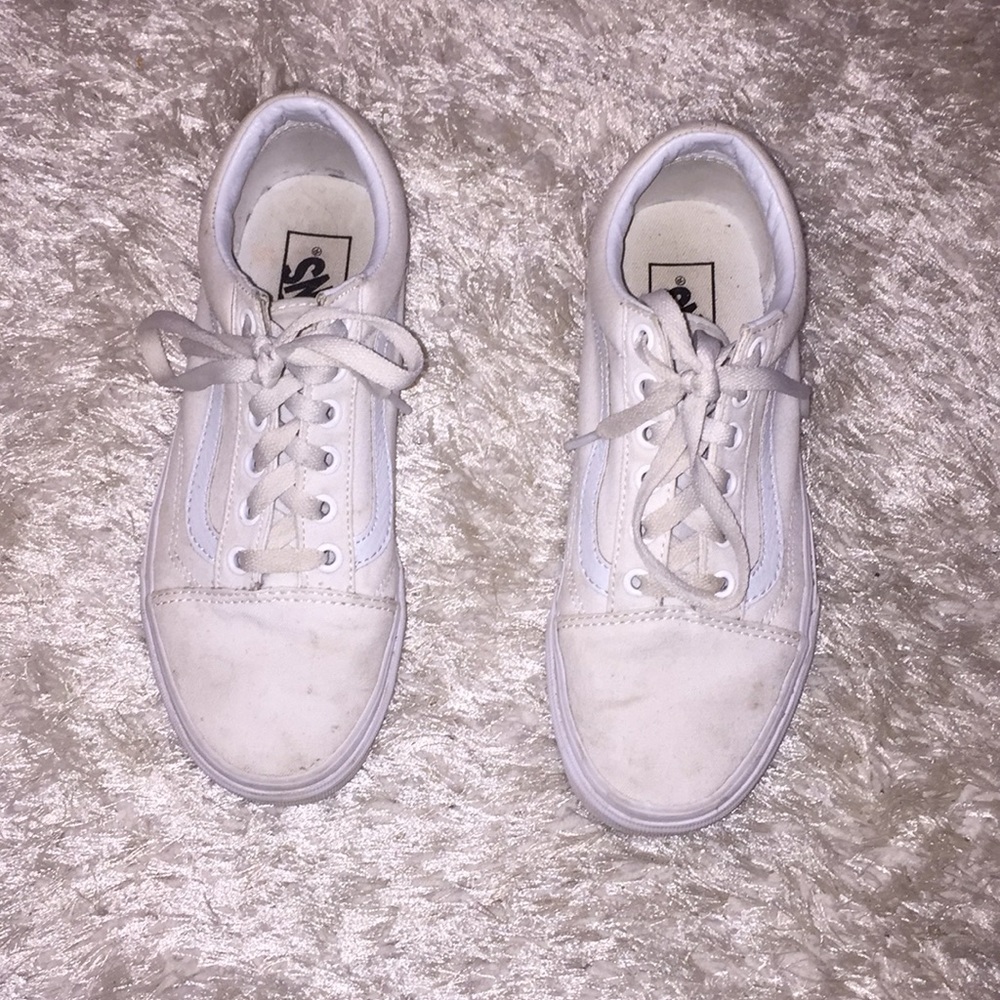 White old school vans size women’s 7